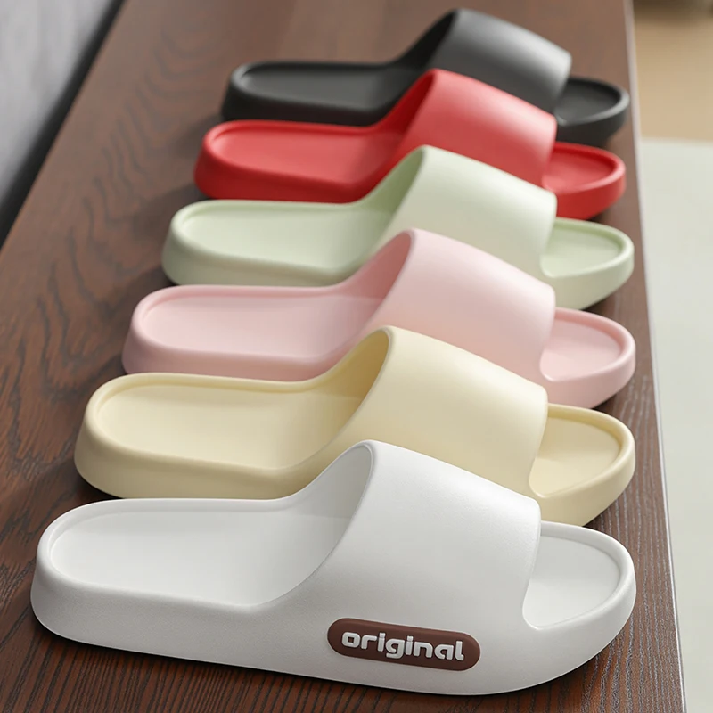 Men's Classy Bathroom Slippers for Dormitories, Girls and Couples, Portable Hotel Student Slippers for Bathing, Popular Bathroom Slippers, Versatile, Lightweight and Trendy