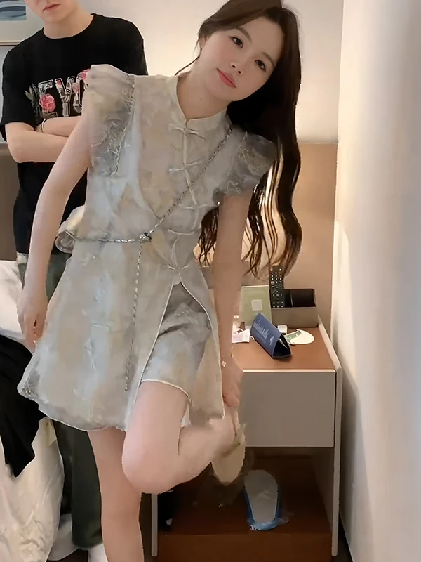 

Новый модный комплект в китайском стиле: женский летний ретро-костюм из двух предметов с коротким рукавом, шортами, застежкой на пуговицах и воротником-стойкой