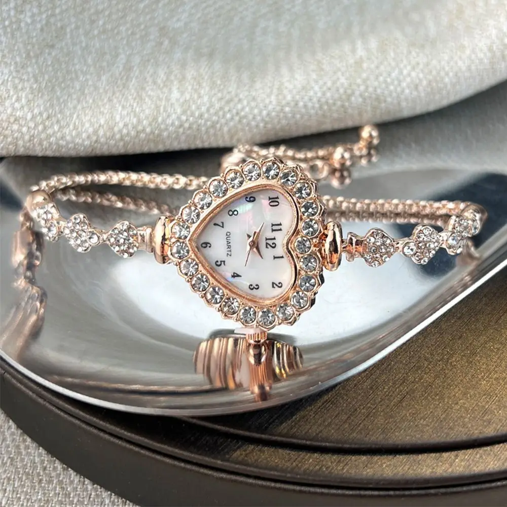 Stainless Steel Quartz Watches Diamond Studded Watch Strap with Adjustable Bracelet Heart Shaped Watch Rhinestone