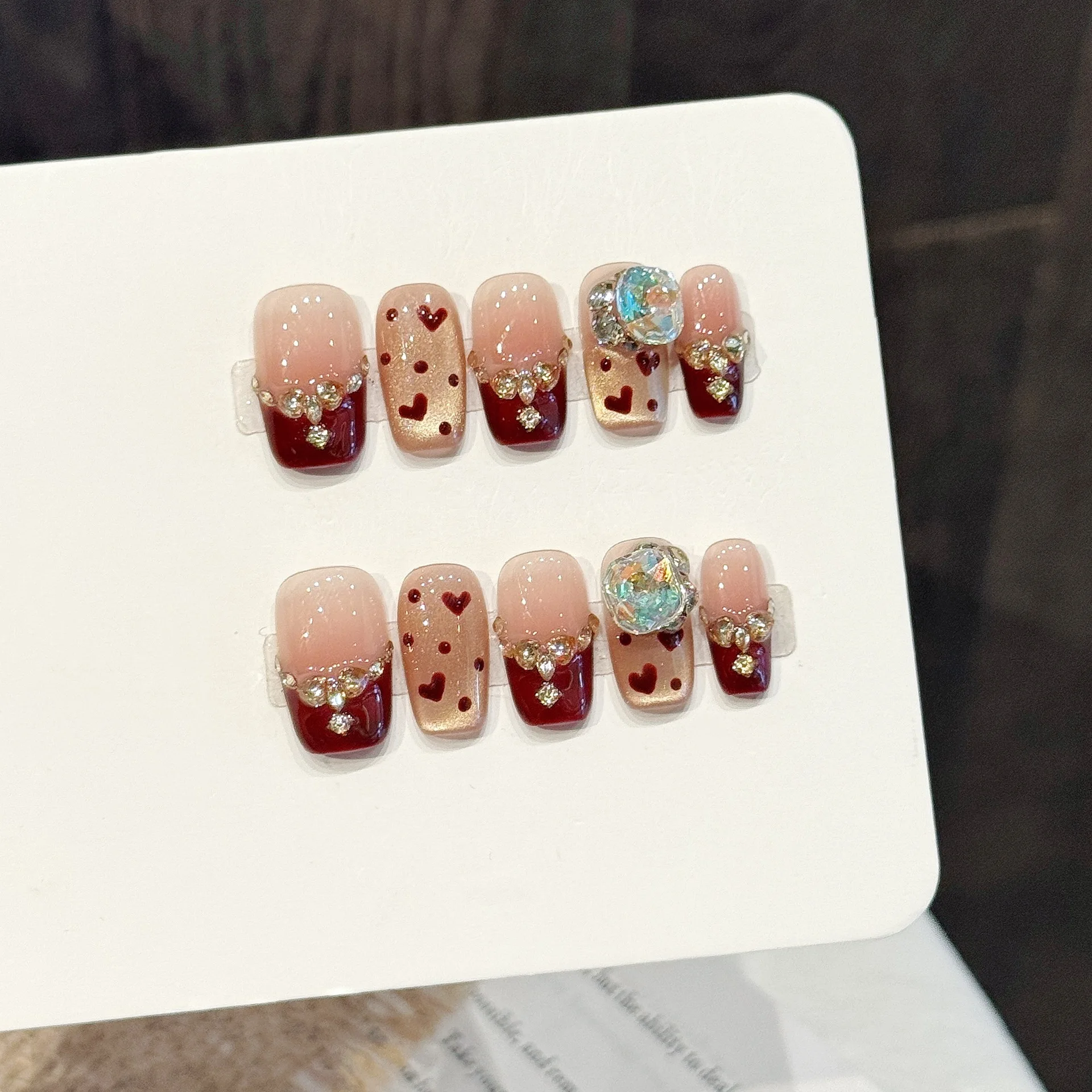 10pcsLuxury Handmade Short Press On Nails Sparkling Cat Eye Red French Flash Drill Design Fake Nails Wearable Nails Art Tip Girl