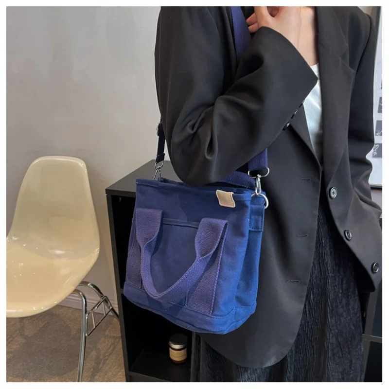 

2025 Новая элитная брендовая женская кожаная сумка на плечо известного дизайнера, простой модный Париж ​