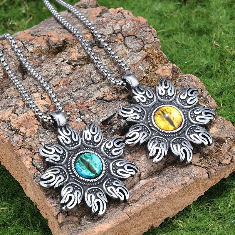 Retro Engraved Sun Totem Evil Eye Pendant Necklace, Stainless Steel Dark Vintage Flame Pattern Men Necklace