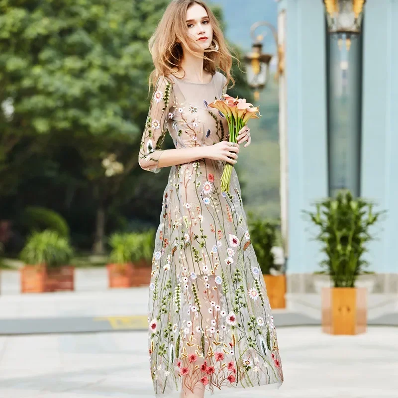 Elegant Party Dress Women Fashion Bohemian Summer Dresses Seaside Resort Beach Long Skirt Retro Chinese Style Embroidered Dress