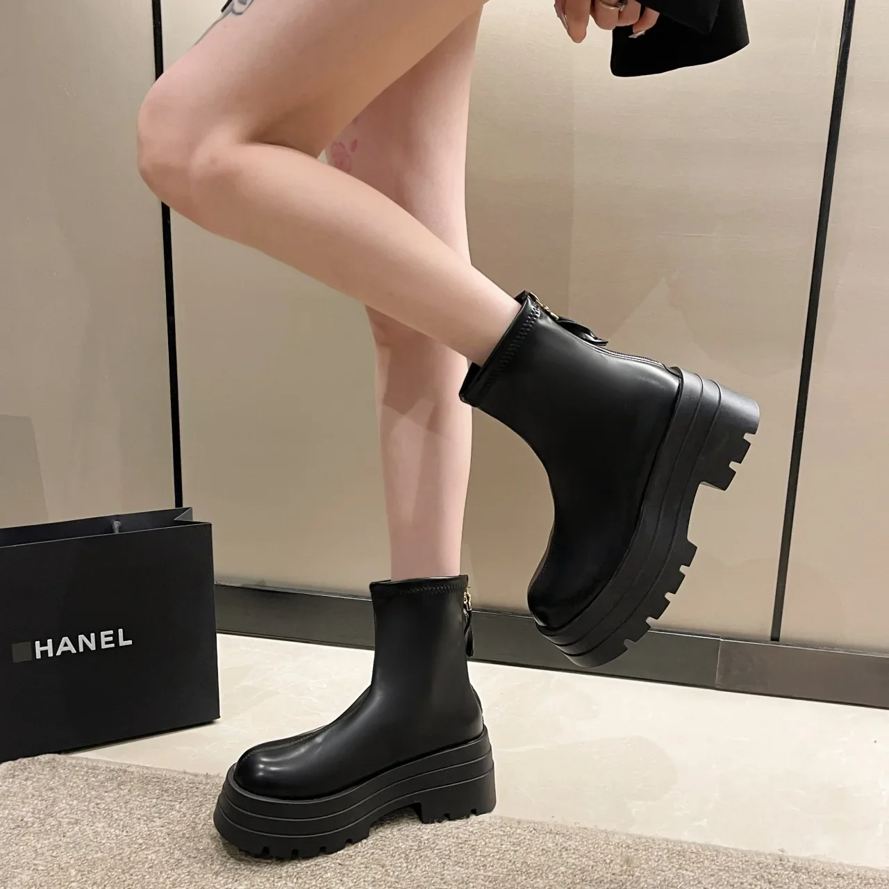 New Luxury Chelsea Boots Women Ankle Boots Chunky Winter Shoes Platform Ankle Boots Slip on Heel Shoes Fashion Women\'s Boots