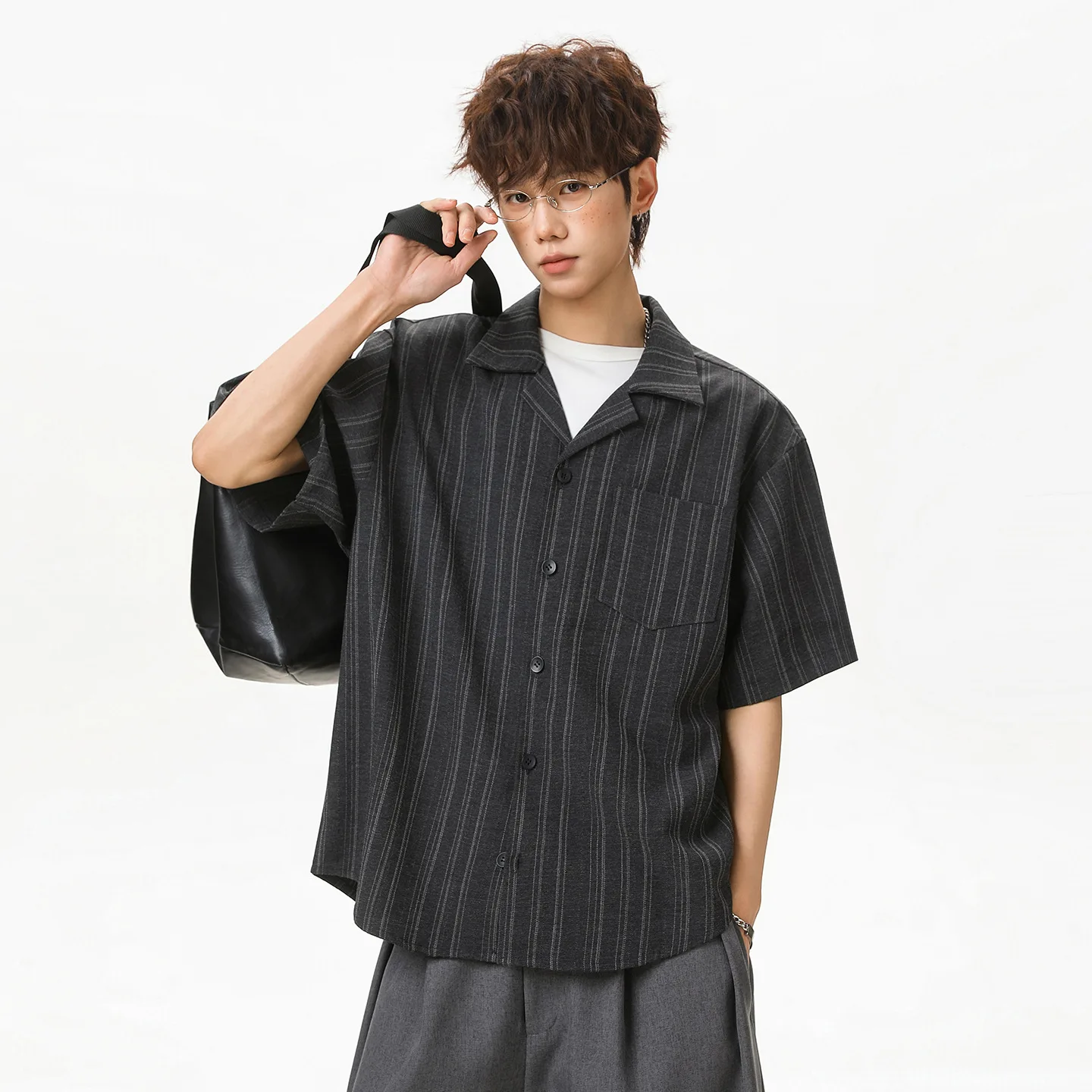 

Casual Cuban Collar ort Sve irt Men's Summer Loose Fit Clean Fit Street Sle Striped Pattern Breathable Lightweight