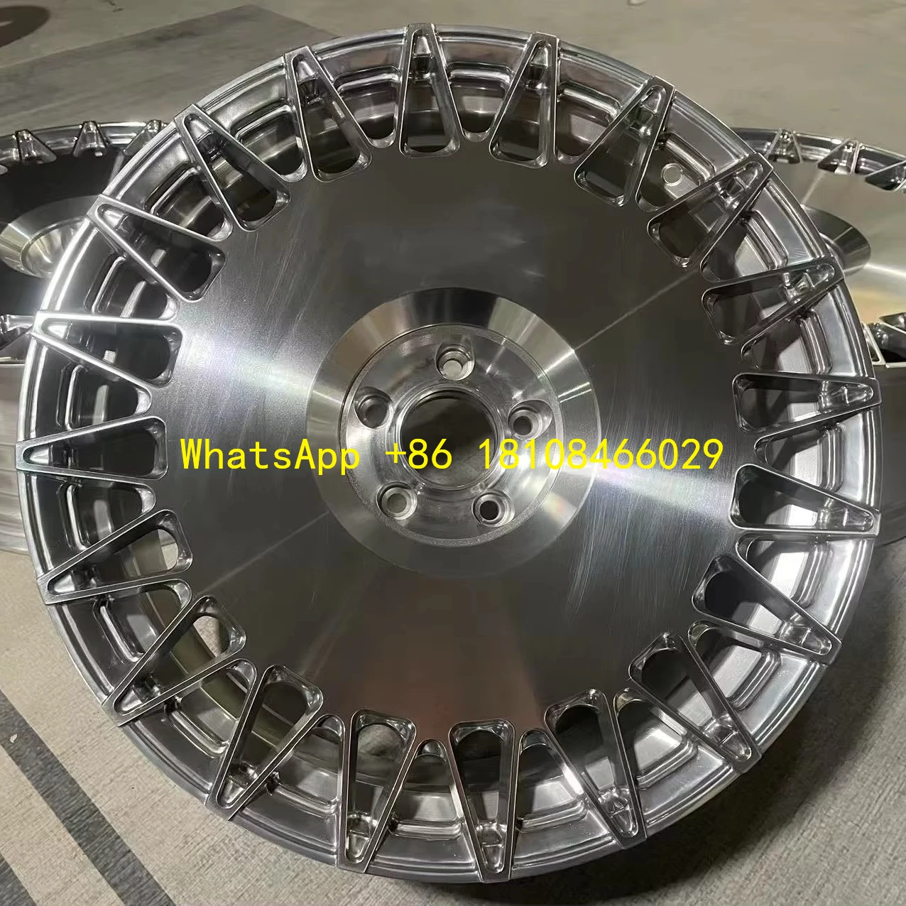 

21 Inch High-Performance Forged Aluminum Alloy Wheels 5x120