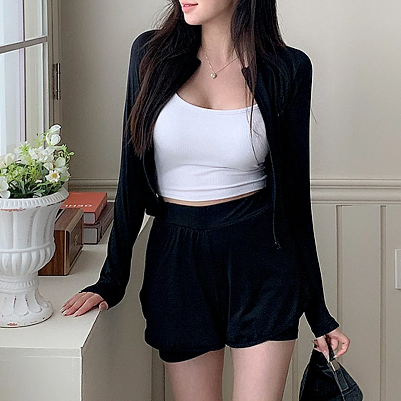 Ladies Swimwear Long Sleeves 3 Pieces Beach Wear Black Long Sleeves Coat Summer Rashguards Padded Korean Style Sports Suit