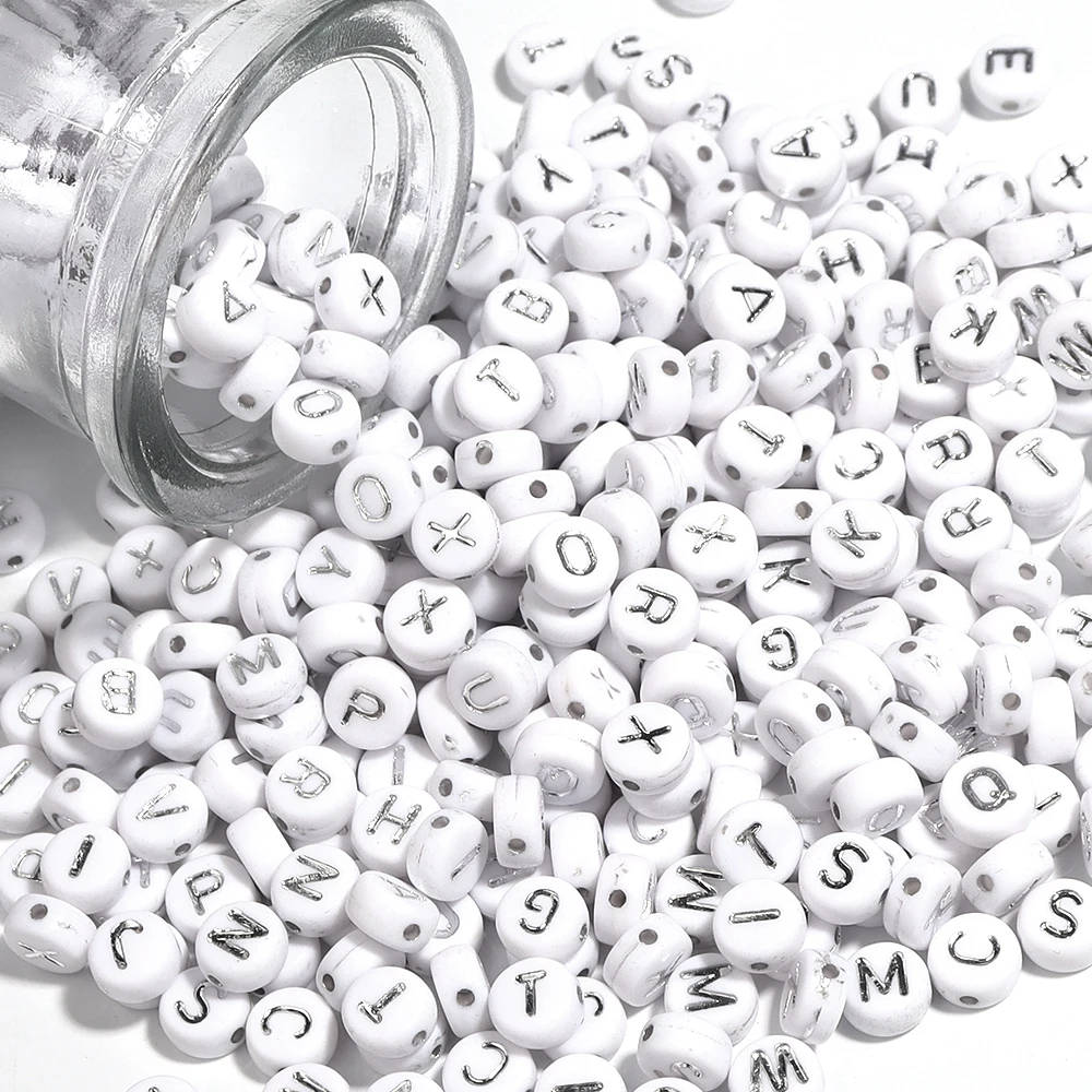 100 Stück/Lot runde, flache Acryl-Buchstabenperlen A-Z, englisches Alphabet, lose Abstandsperlen für Schmuckherstellung, DIY-Armband-Zubehör – Detail 2