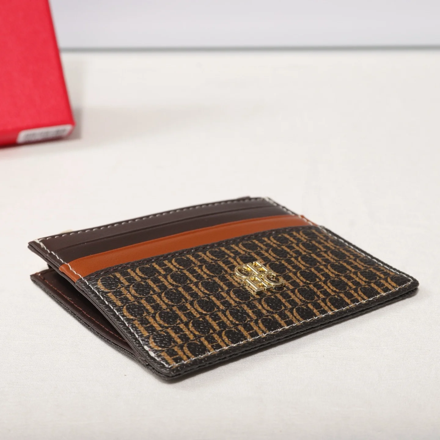 Thumbnail 3 - #50 Womens Wallets Comparison Guide