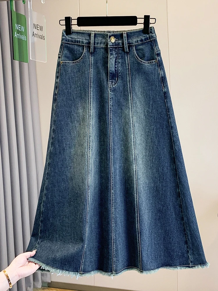 Fashionable A-Line Midi Denim Skirt Elastic Waist Frayed Hem Maternity Friendly Casual Cotton Blend Skirt for Young Women