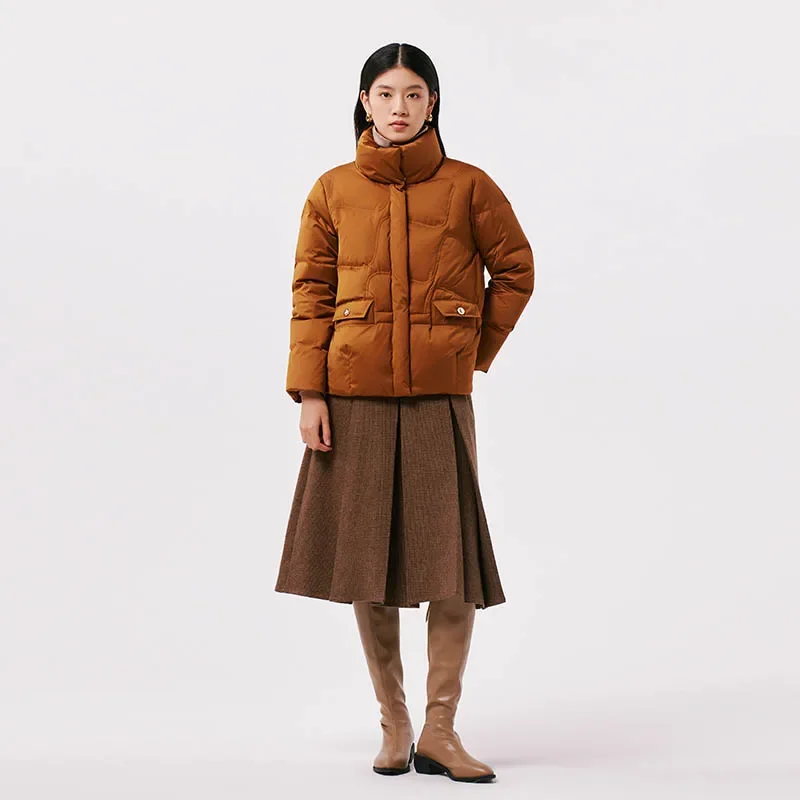 Chericom سترة منتفخة قصيرة الوقوف طوق مبطن رفرف جيب تفاصيل 2025 جديد الأبيض بطة أسفل معاطف الشتاء سميكة Y298109Y