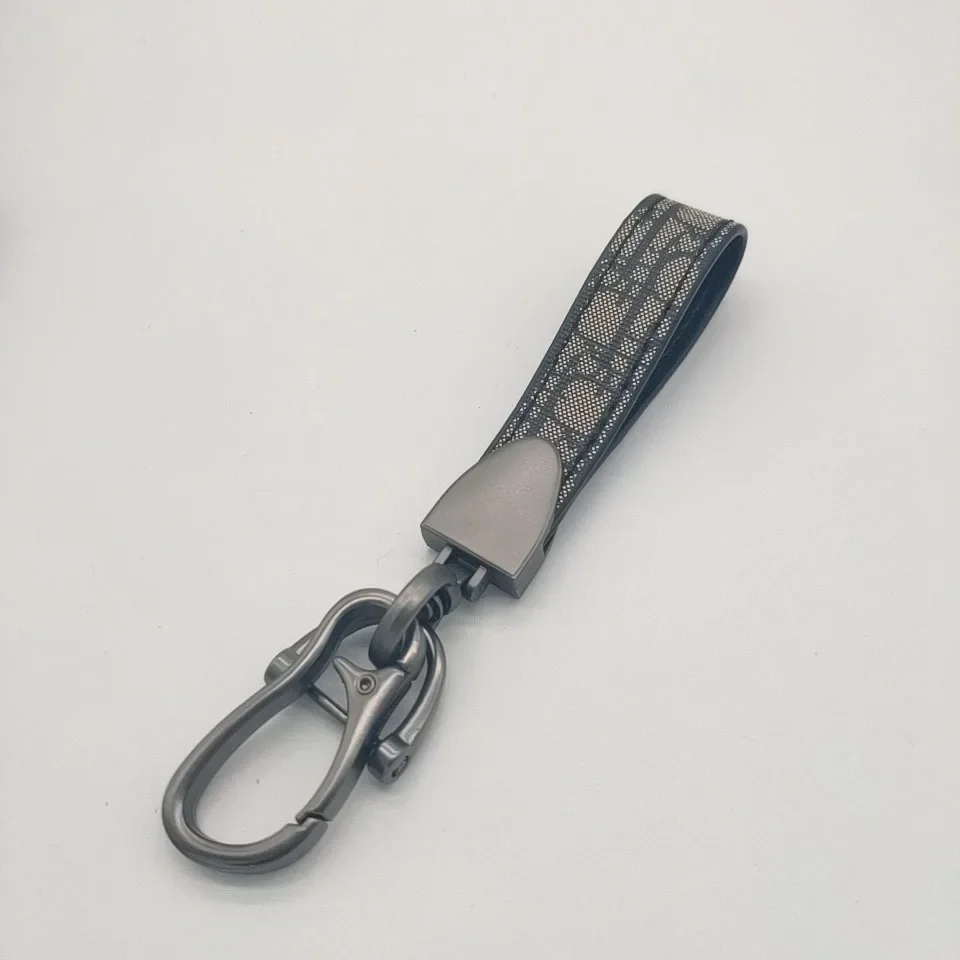 Trend Fashion Horseshoe Mouth Lanyard Color Keychain Luxury Men Women Business Metal Leather Car Key Ring Initial D Keychain