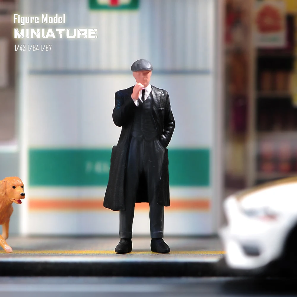 

Miniatures Figures 1/87 1/64 1/43 1/24 Smoking Gangster Men 3D Figurine Model Creative Scene Dolls Props For Cars Vehicles Toy