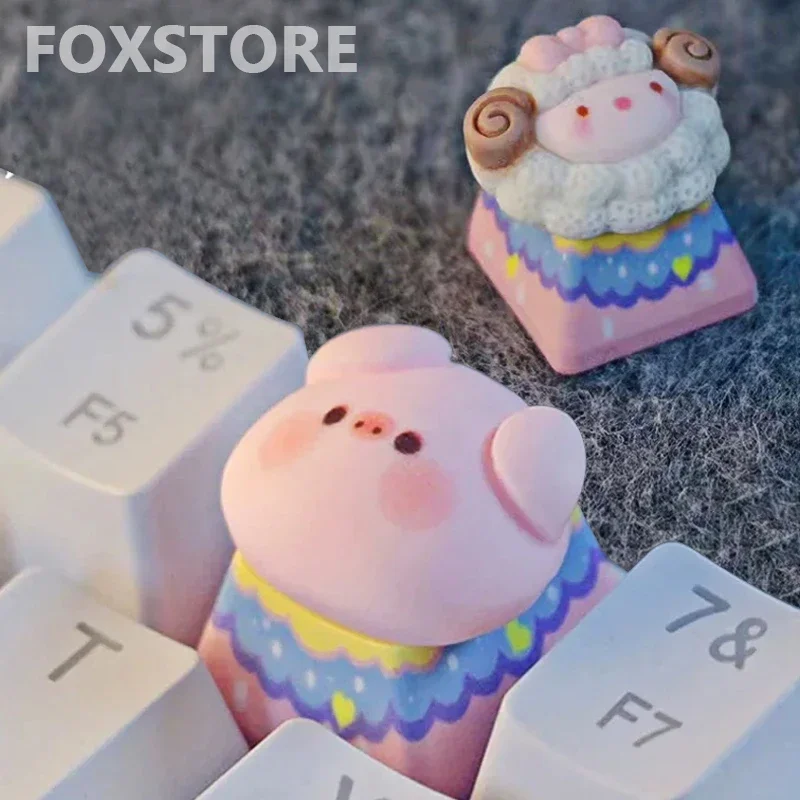 

DIY Cartoon Pink Pig Keycap Cross Axis Customized Gift Mechanical Keyboard Keycap Universal Keyboard Additional Accessories