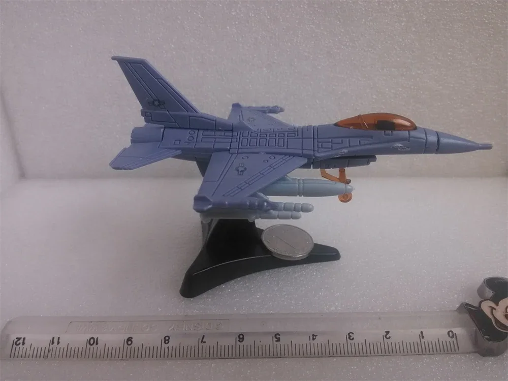 US F-16 Fighting Falcon Assembly Fighter Mini Military Plastic Model Collection Puzzle Figure Toy Desktop Ornaments