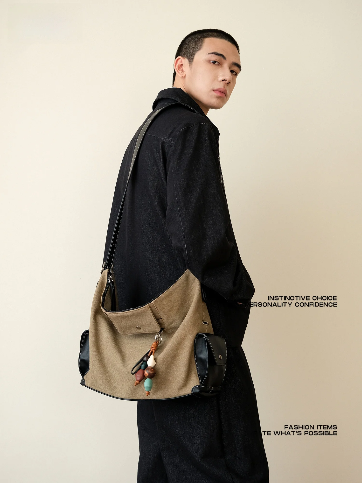 Casual Canvas Crossbody Bag Unisex Large Capacity Simple Style Autumn Winter Fashion Brand Versatile Hobo Bag for Young Adults