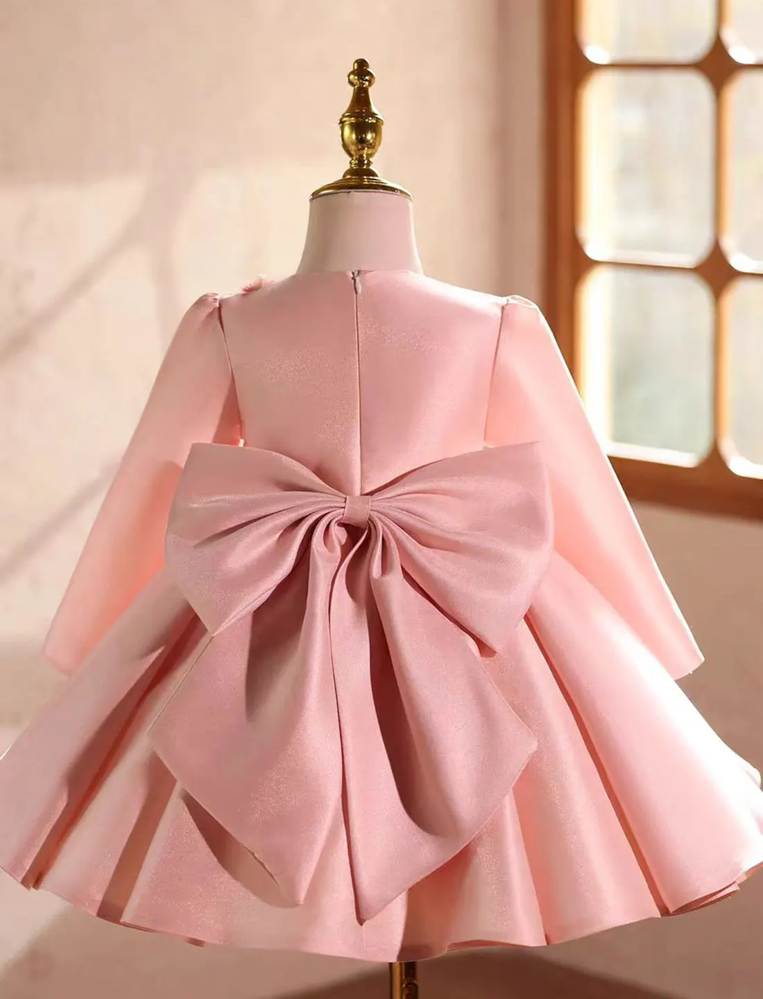 فستان فتاة الزهور الأنيق Dreamy Vow D219 بأكمام طويلة من الساتان الأميرة للأطفال فستان رسمي لحفلات الزفاف وأعياد الميلاد والمهرجانات #3