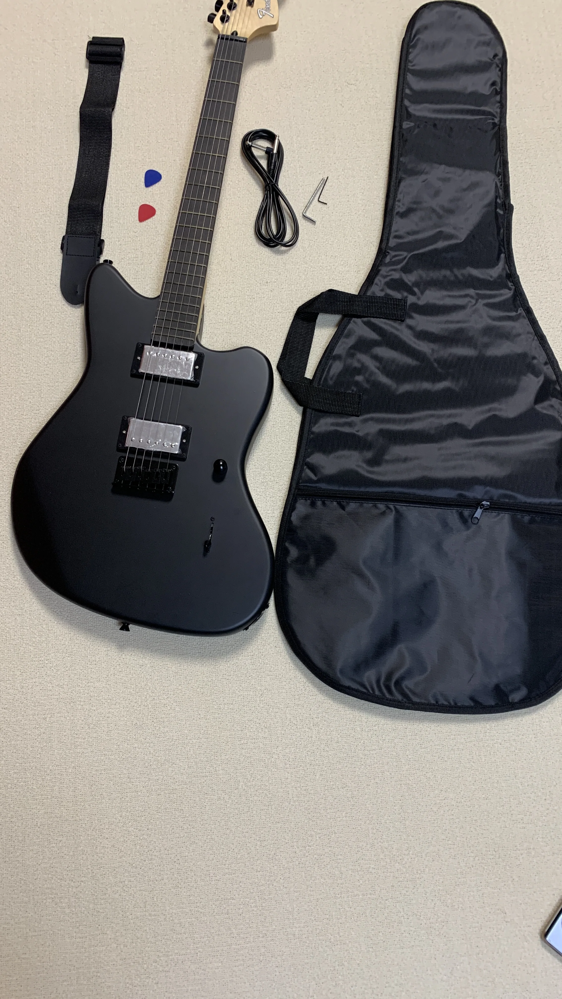 Classic style 6-string jazz electric guitar, matte black body, double pickup, support custom sample, free shipping