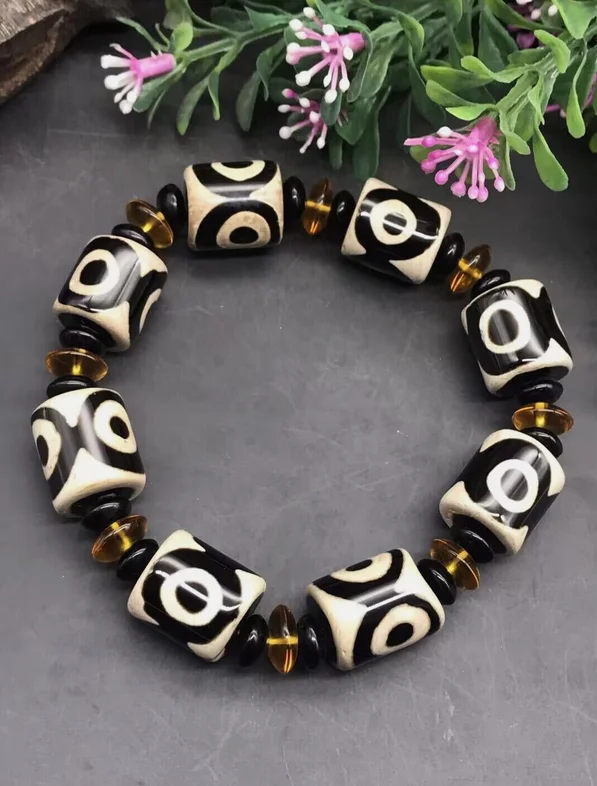 Tibetan Dragon Vein Old Agate Dzi * 3 eyes * Beads Bracelet M3189