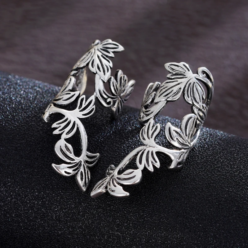 Huitan Weinrebenförmiger Ohrclip für Frauen, schlicht, stilvoll, für den täglichen Gebrauch, zarte Geschenke, Retro-Ohrringe, Schmuck – Detail 7