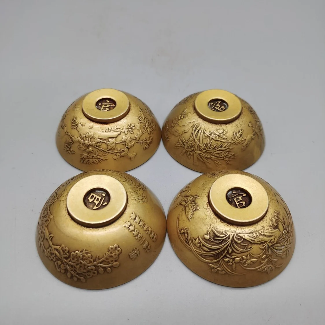 

Postage pure copper Mei Lan Zhu Ju small bowl auspicious set of copper bowls