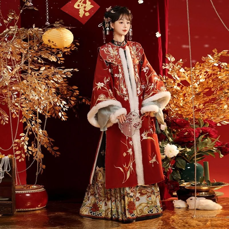 New Winter Adult Female Hanfu Machine Embroidery Toast Clothing Wedding Clothes Fleece Year Suit