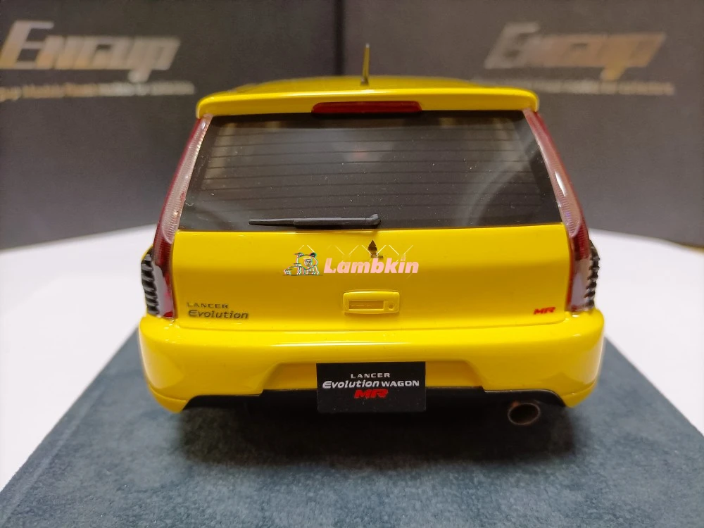 Motor Conversão Wagon Modelo para Mitsubishi Lancer Evo9, Corpo Largo Amarelo, Escala 1/18