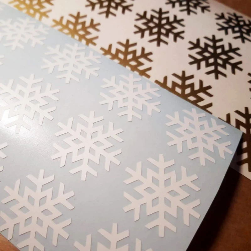 20pcs Snowflake Vinyl decal,  Xmas Envelope seal labels for Gift wrapping Window Winter theme Wall Stickers Removable