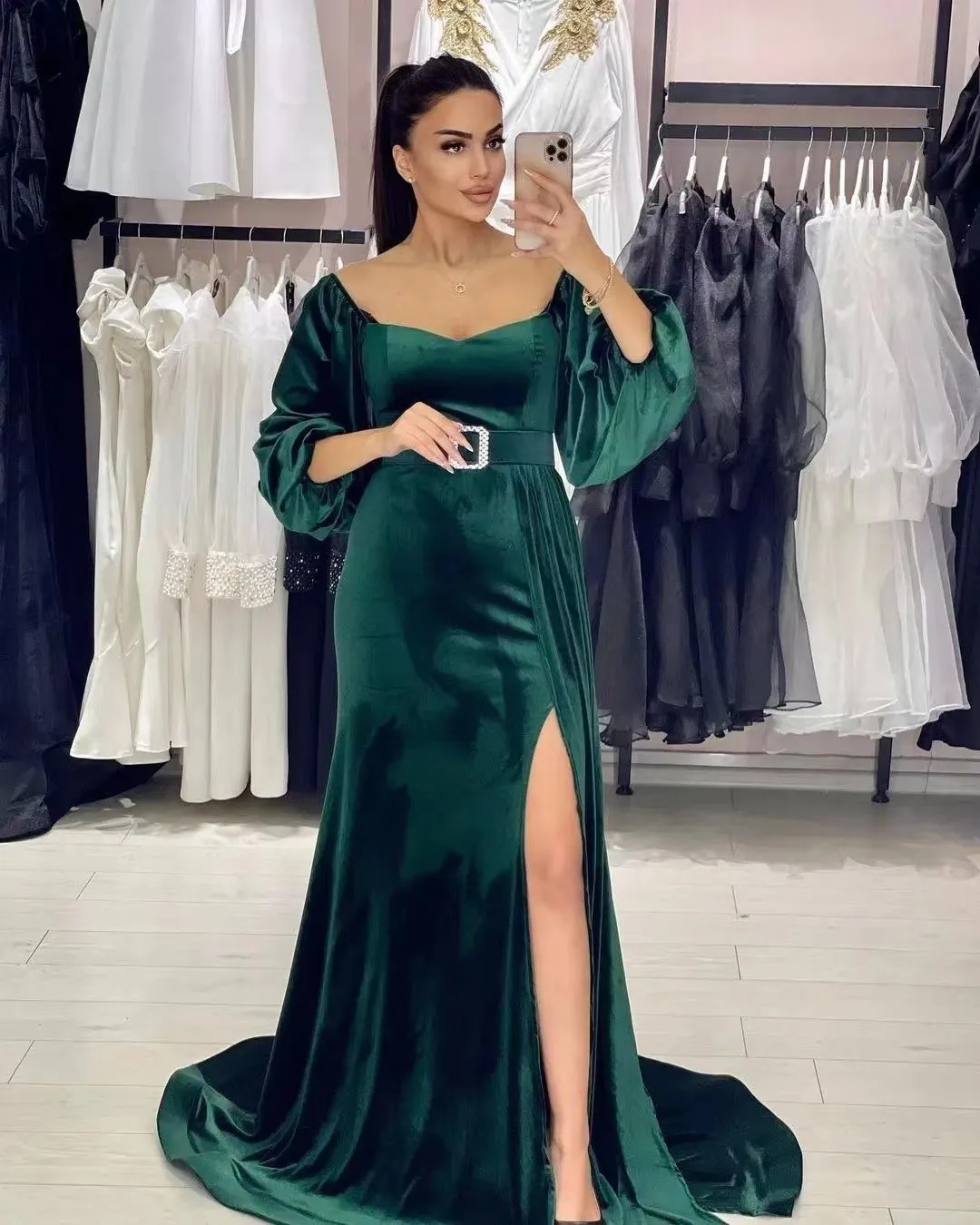 

Fashionvane Dark Green Velvet Side Slit Sexy Dresses for Evening Party Square Neck Long Sleeves Prom Dress with Sash Vestidos De