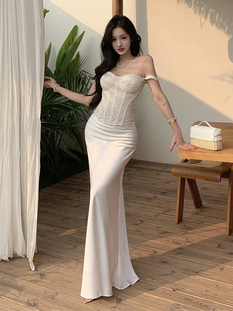 

Sexy One-Shoulder Embellished Fishbone Figure-Hugging Vest Top Women's Satin Tailored Skirt Set High-Waisted Casual Summer Ou...