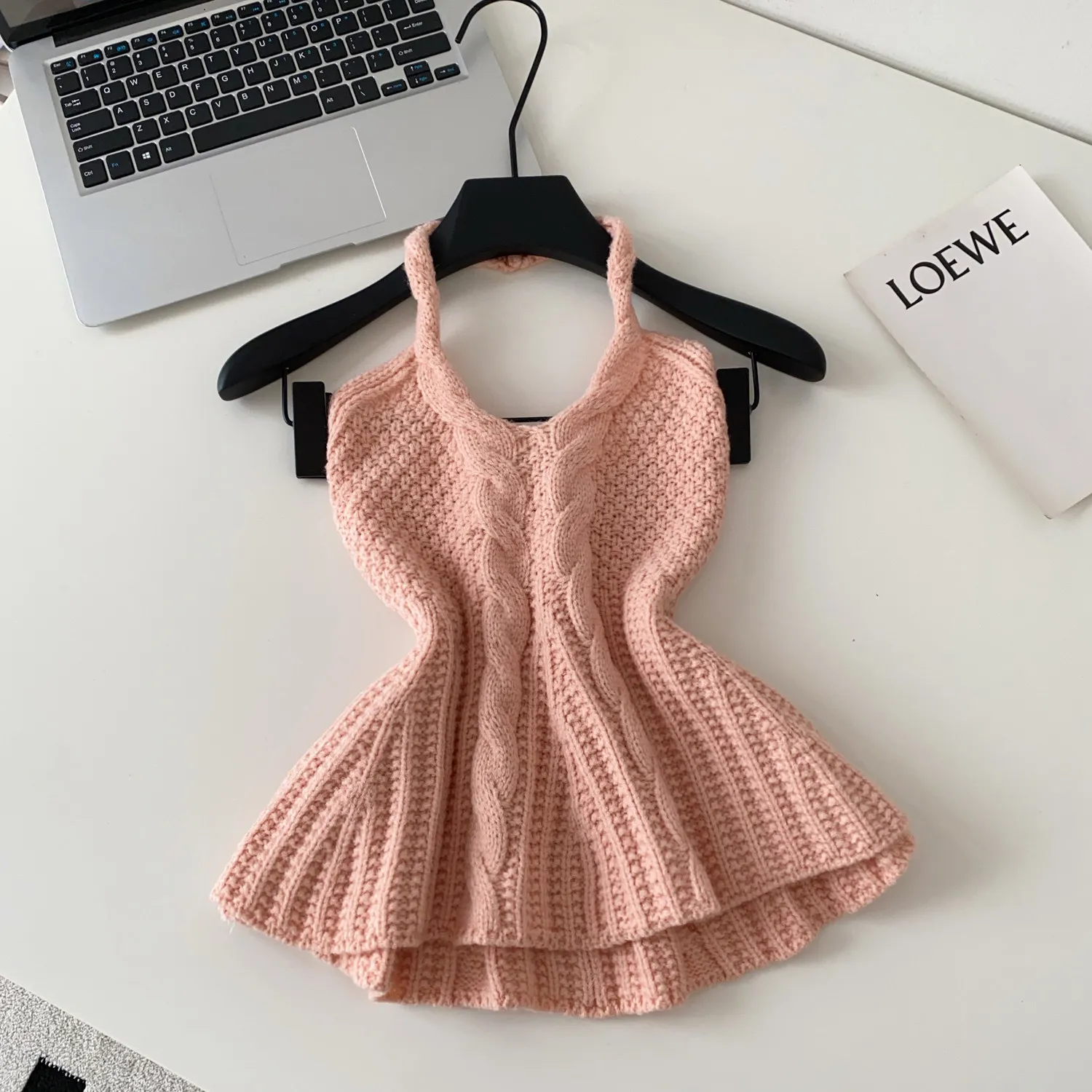 

Clothland Women Sweet Halter Knitting Blouse Knitwear Sleeveless Crop Top Backless Female Cute Summer Tops WA442