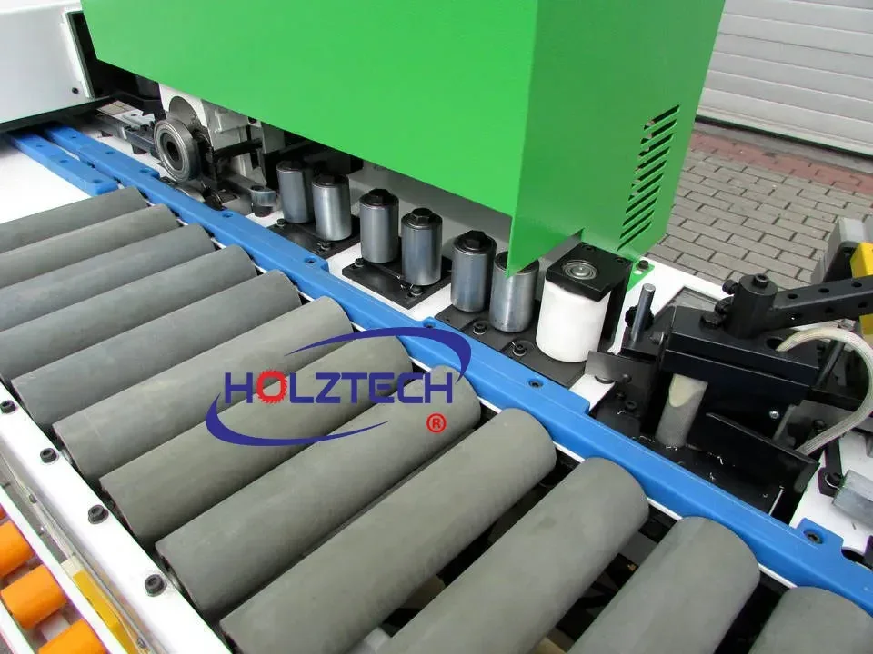 BJF115 Machine à plaquer les chants semi-automatique EdgeBander compact