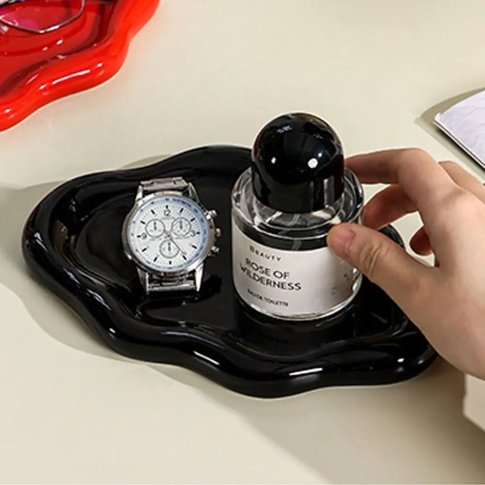 

Perfumes Arrangement Ceramic Cloud Jewelry Tray Stylish Plating Trinket Tray Elegant Ring Holder Vanity Table