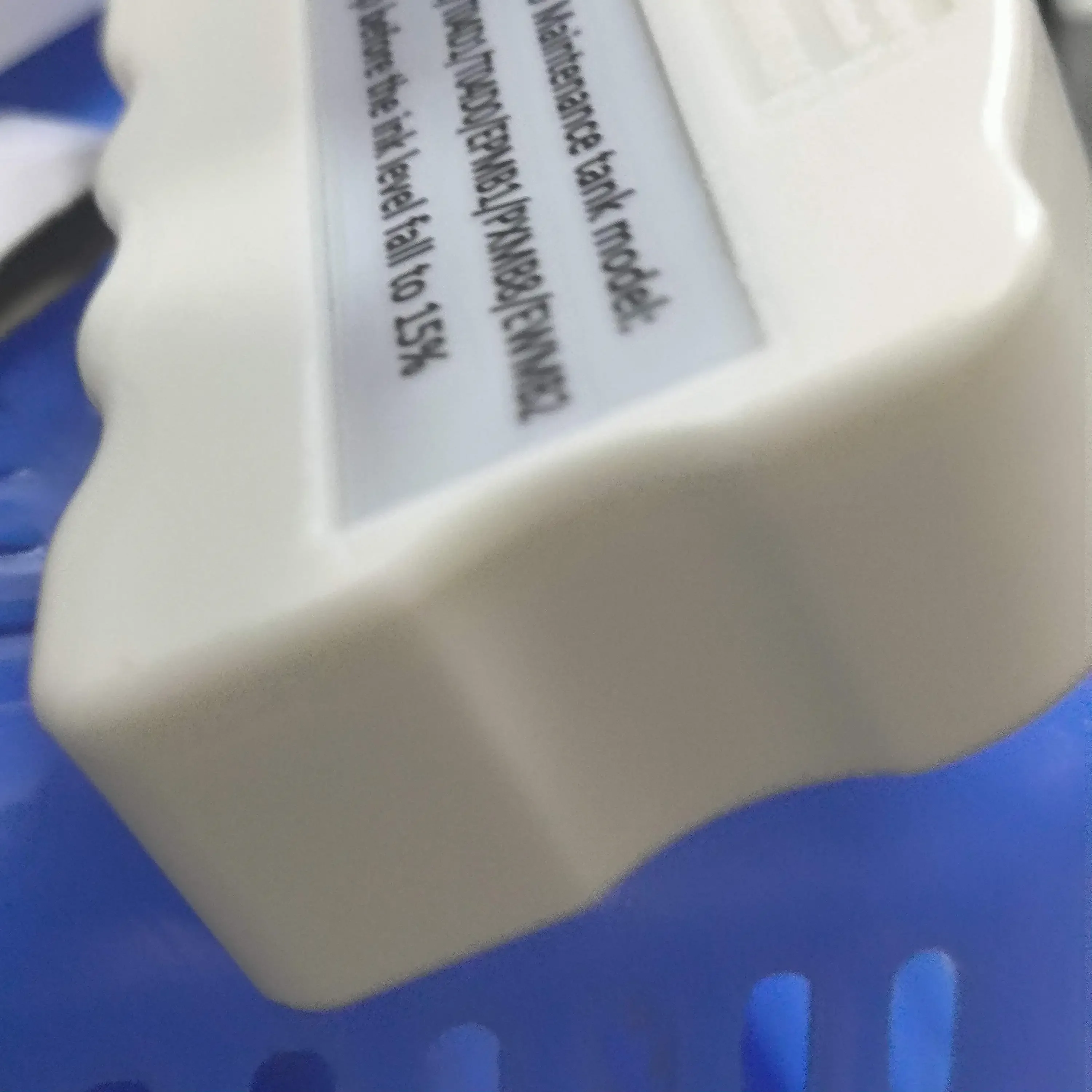 

1Pcs T04D Maintenance Tank Chip Resetter For Epson WF-2860 WF-2865 WF-2861 XP-5105 XP-5100 L6490 L14150 L6270 M1180 M3180 Printe