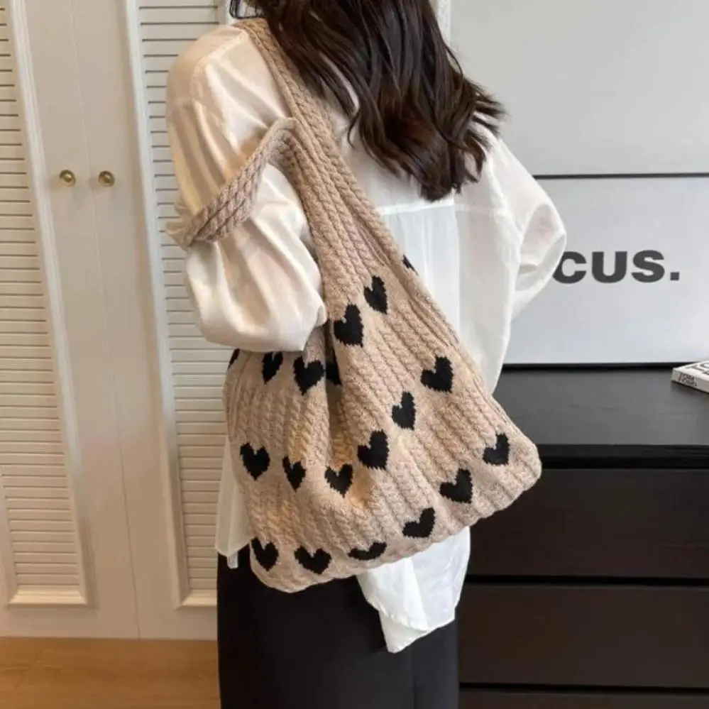 

1 Pcs Simple Fashion Knitted Bag Personalized Western Style Shoulder Bagnts Knitted Love Tote Bag Small Fresh
