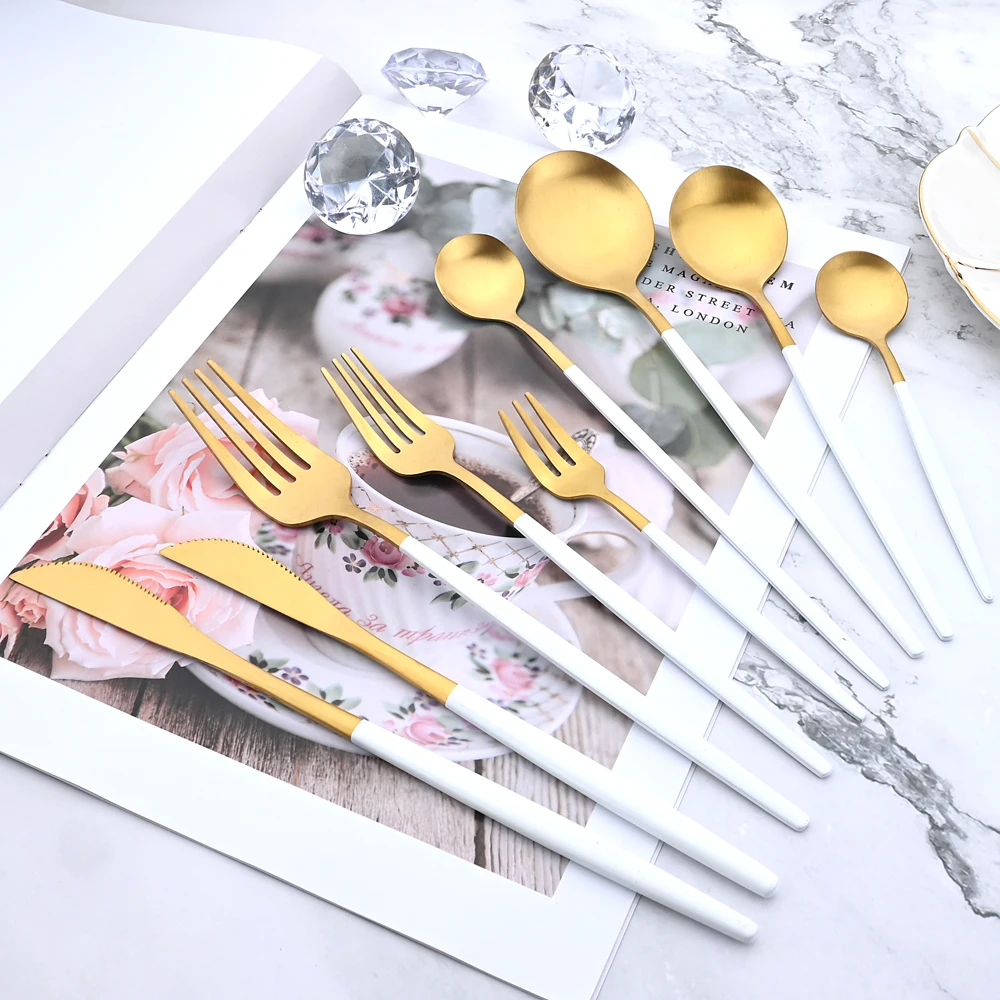 White Gold Dinnerware Cutlery Set Knife Dessert Forks Long Handle Tea Spoon Flatware Western Stainless Steel Matte Tableware