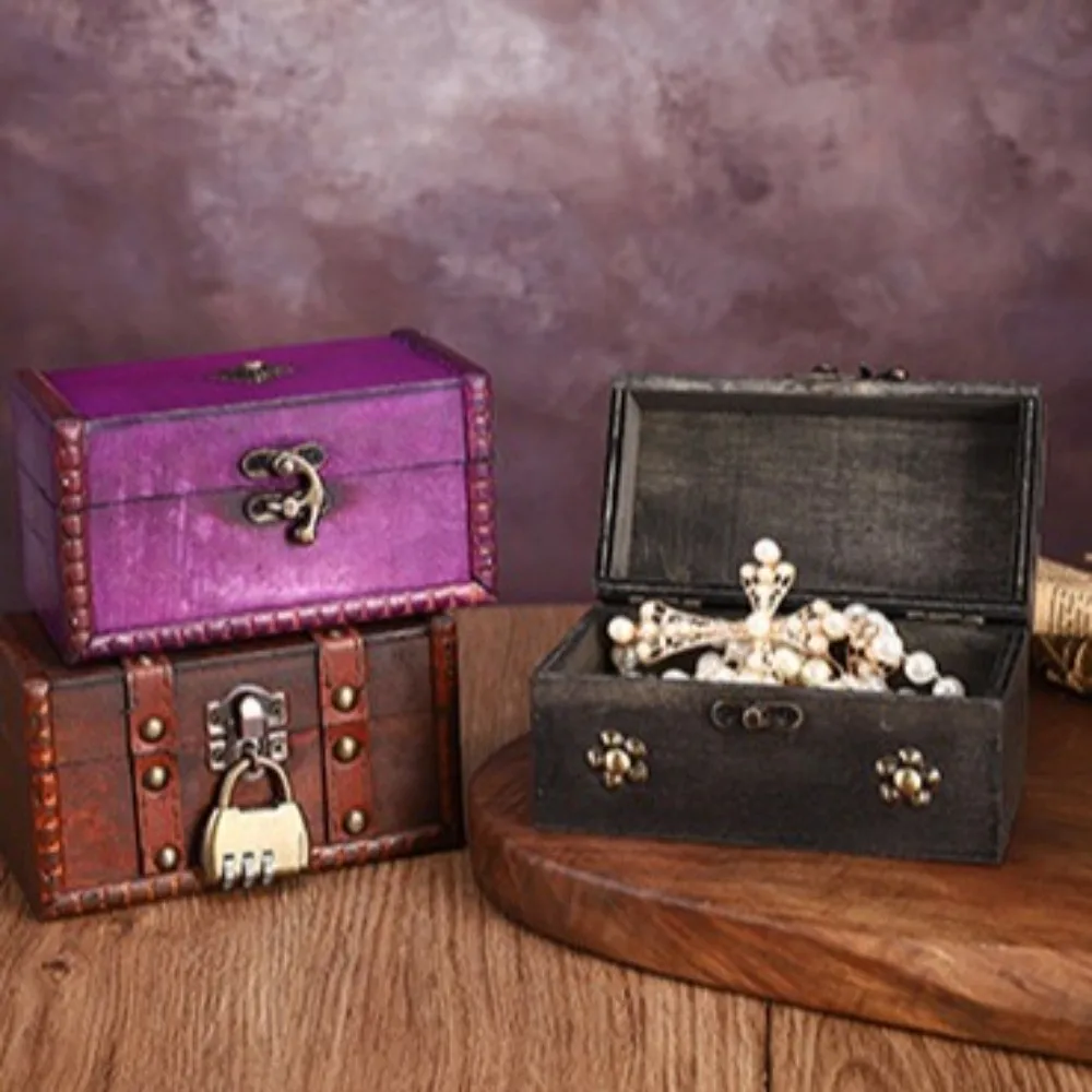 Vintage Multifunctional Treasure Chest Retro Style Wooden Jewelry Storage Box with a Lock Decorative Antique Desktop Organizer