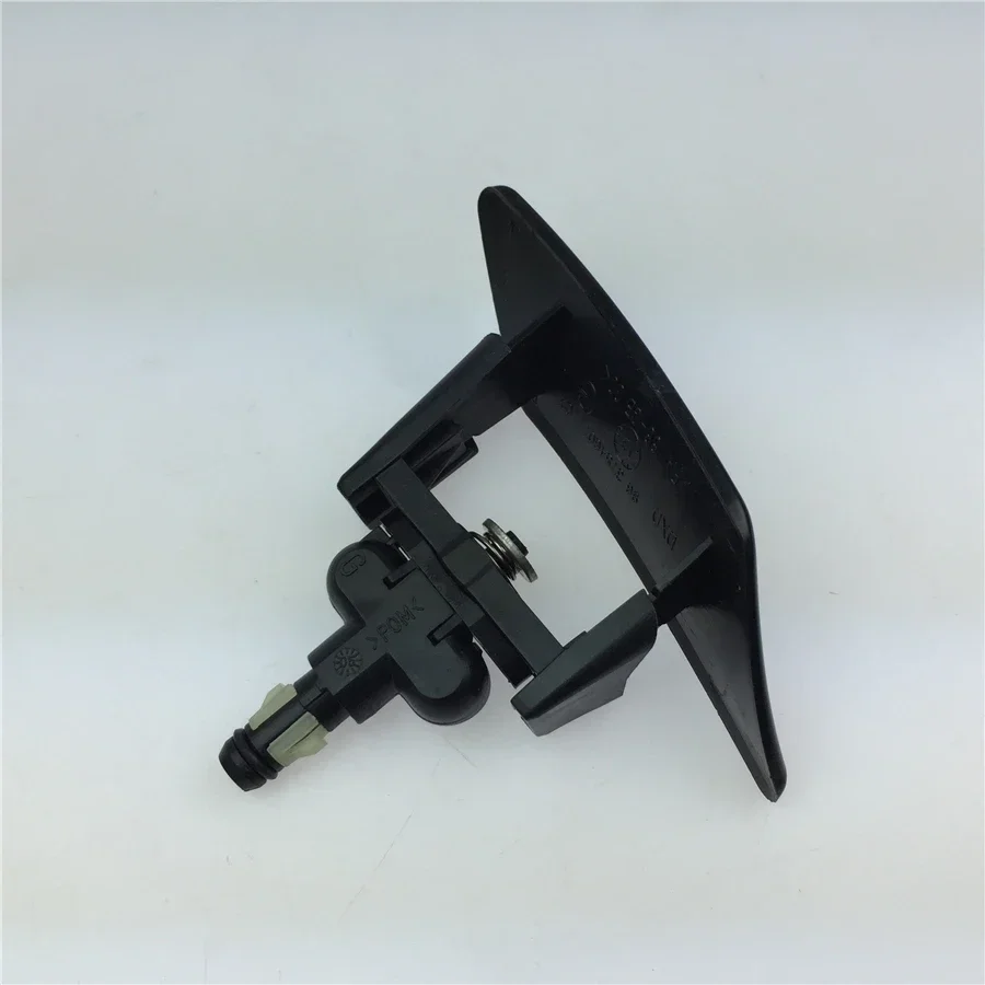 For Peugeot 307 car headlights spray nozzle headlight spray nozzle assembly cleaning  boutique