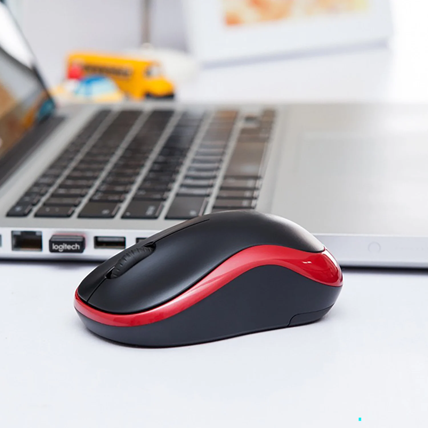 Souris sans fil M185 2.4Ghz USB 1000DPI, récepteur USB, souris de Navigation optique muette pour Mac Os, fenêtre chromée 10/8/7