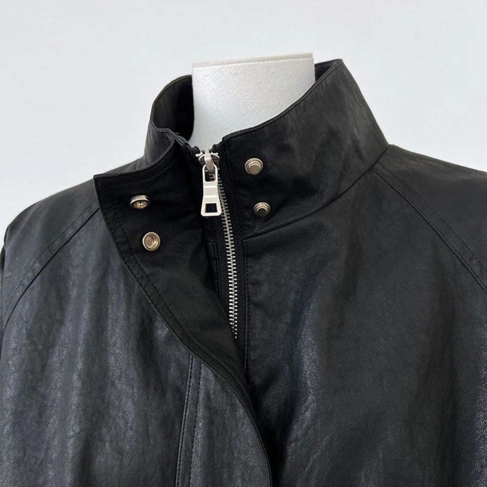 TWOTWINSTYLE الصلبة تقسم جاكيت زيبرا الإناث الوقوف الرقبة طويلة الأكمام فضفاضة كول الشارع الشهير المرأة السترات الخريف موضة جديدة