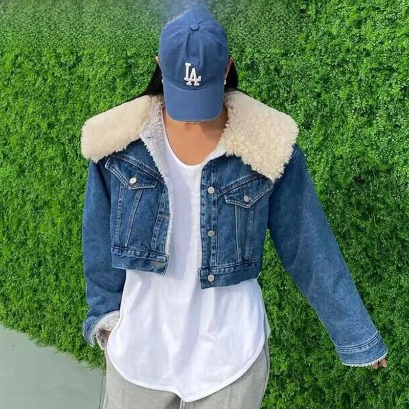 

Chic Autumn Winter ort Lamb Fur Collar Long Sve Loose Fit Versatile Button up Denim Jaet for Women Trendy Casual Outer...