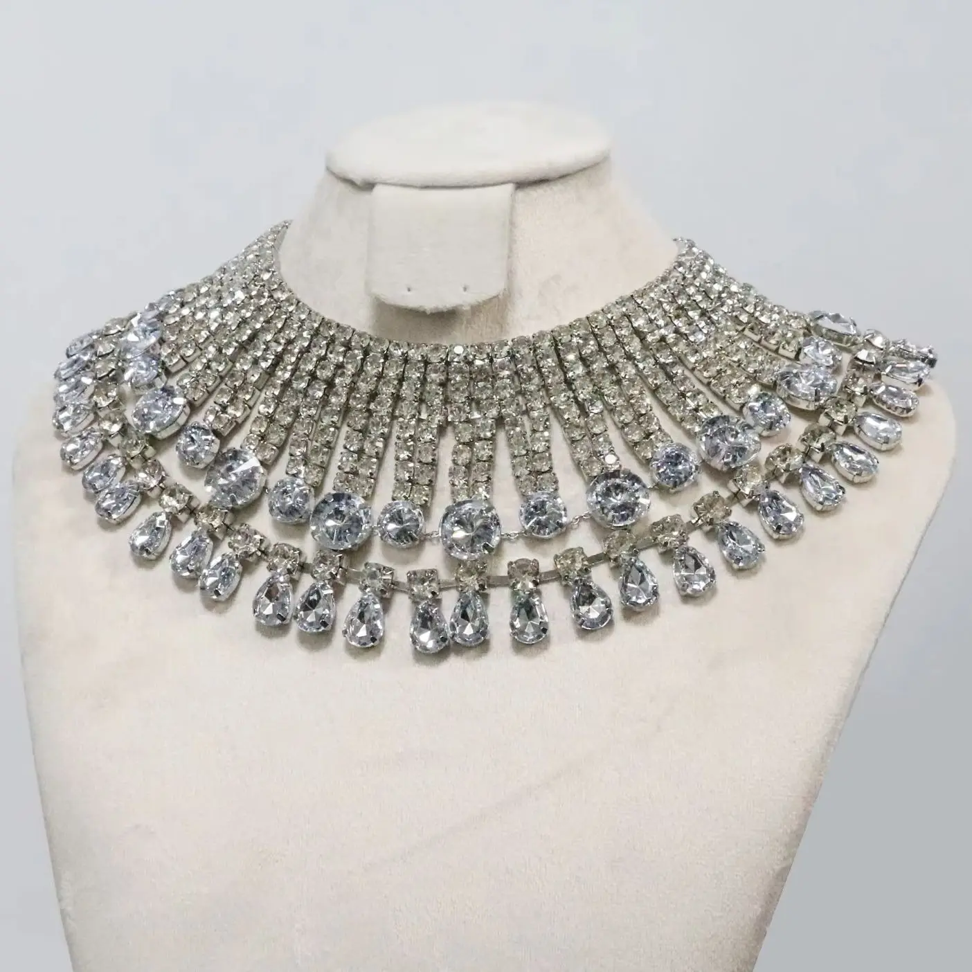 1 Set Extravagante Luxus-Strass-Halskette für Damen, Schmuck für Abschlussball, Hochzeit, Braut, geometrischer Kristallkragen, Accessoires – Detail 6