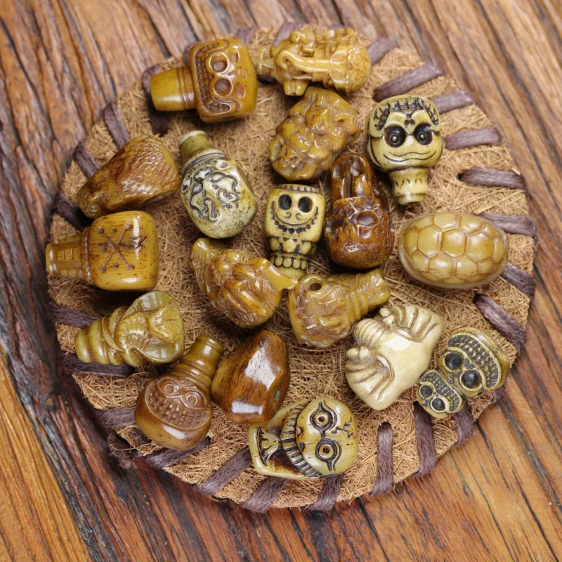 Tibetan Style Old Material Bone Three-Way Back Cloud Buddha Bead Bracelet Skull Accessories