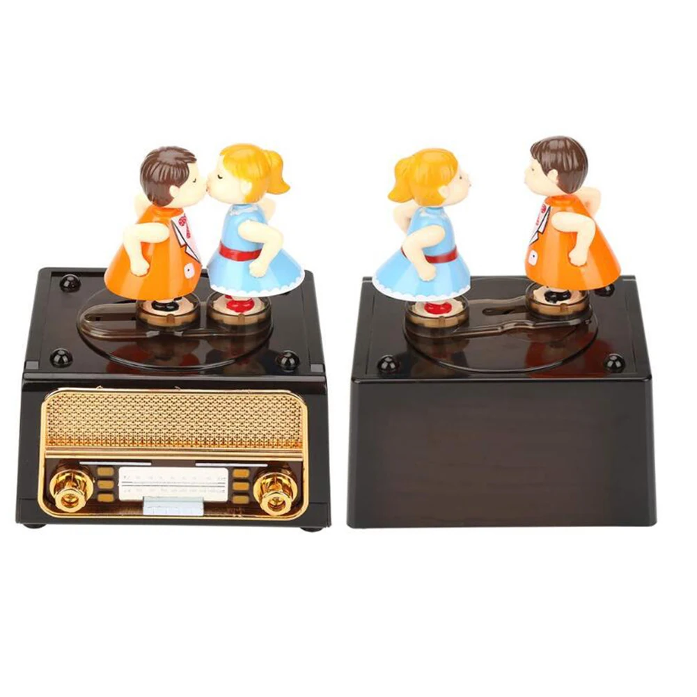 Kissing Couple Doll Music Box Classic Innovative Nostalgic Radio Player Durable Eco-friendly Musical