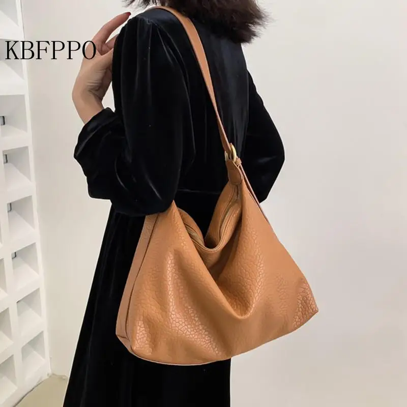 2023 Brand New Large-capacity Commuter Shoulder Bag Pu Leather Fashion Retro Ladies Bag Casual Trend Lazy Style Tote Women Bags