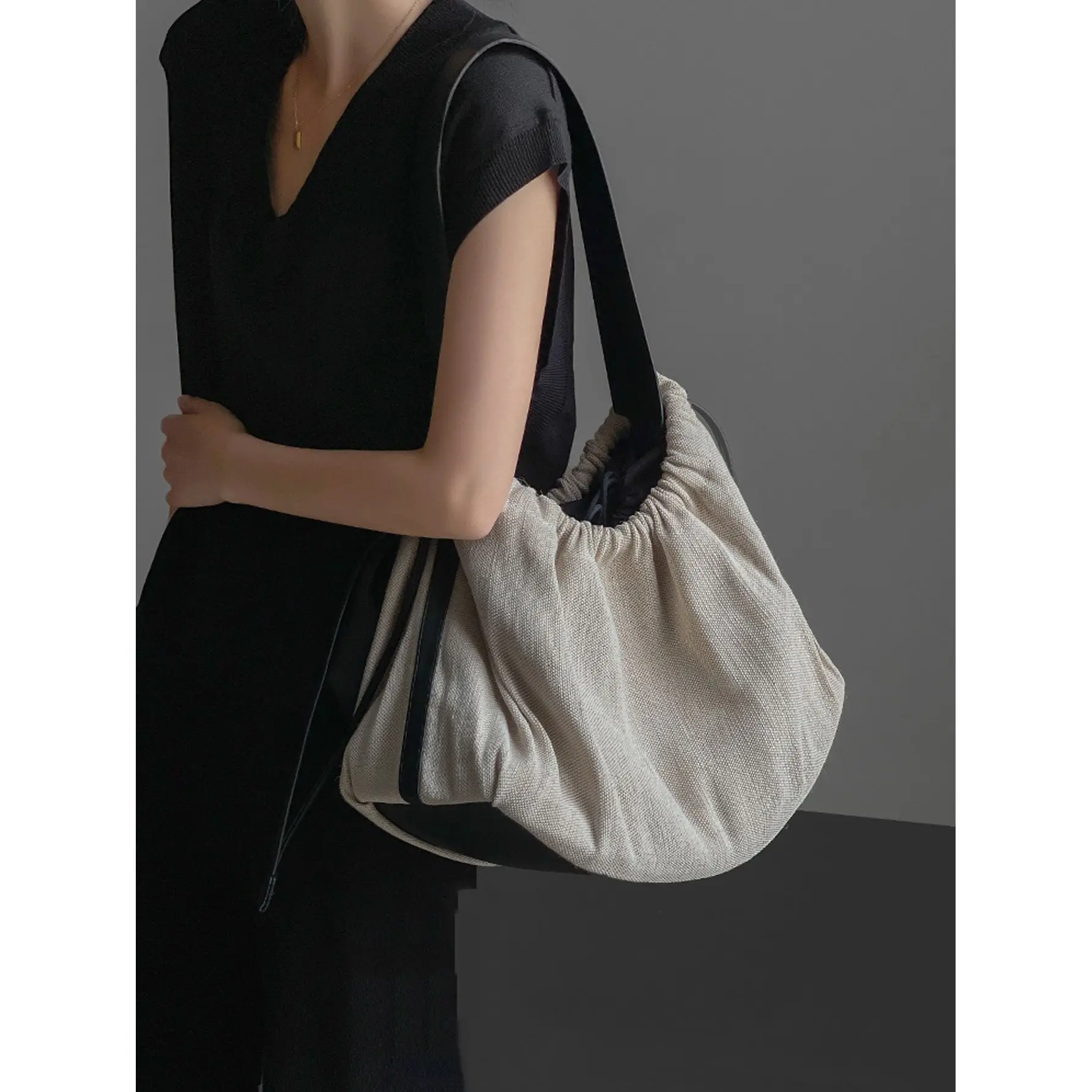 

Women Bag 2025 New Fashion Simple Office Lady High-Capacity Shoulder Bag Pures and Bags Crossbody Women Bags Office Lady