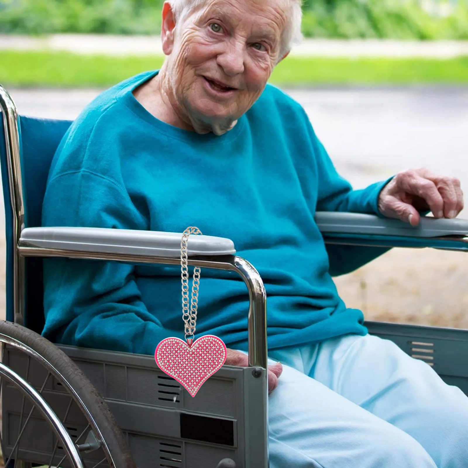 

Portable Personal Alarm for Women and Girls Heart Siren Keychain Emergency Sound Alert for Elderly Kids Joggers