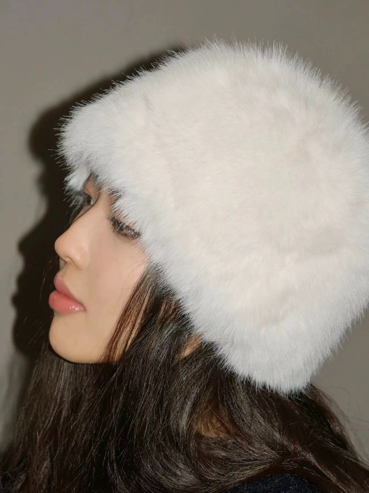 Winter y2k Faux Fur Bucket Hat Women Elegant  Russian Fur Fisherman Hat Korean Senior Fluffy Warm Panama Ladies Plush Basin Cap