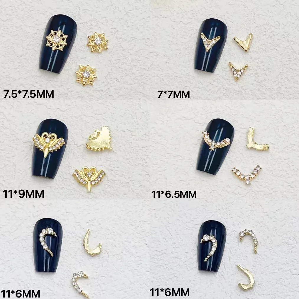 30pcs Mix Golden Silver Baroque Court Crown Butterfly Heart Star Cross Gems Planet Wreath Metal Nail Art Decoration Charms Gem