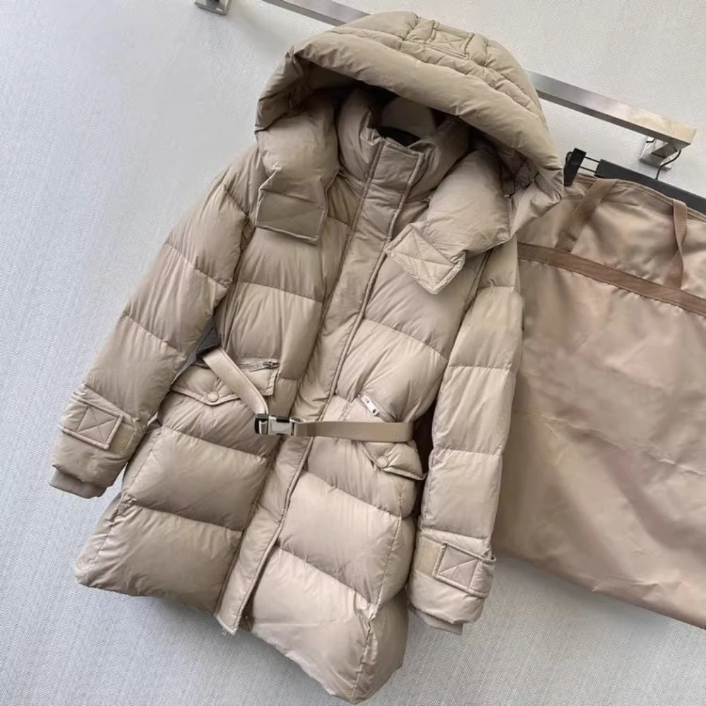 High end estilo britânico com capuz com cinto fino ajuste longo para baixo casaco feminino 2025 nova moda outono inverno grosso jaqueta casaco de inverno feminino